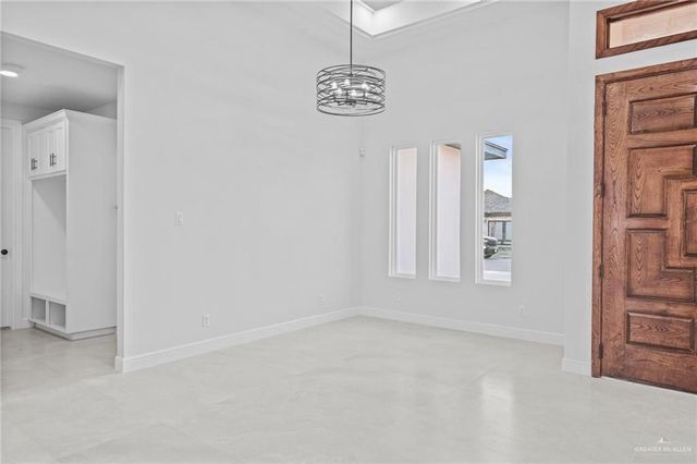 1300 S Waxahachie Street, Alton, TX 78573