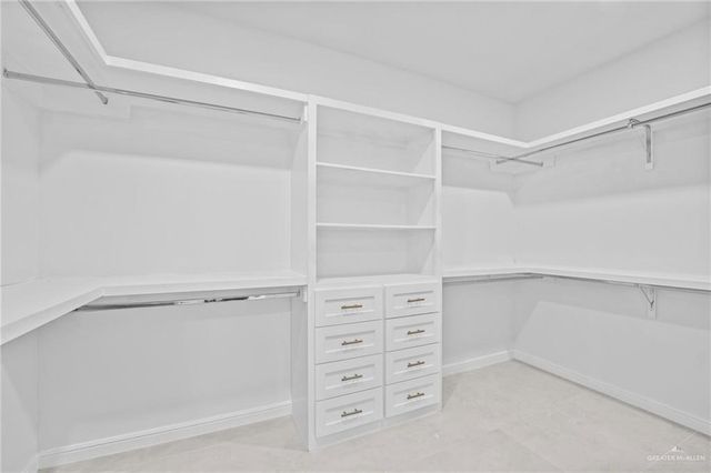 1300 S Waxahachie Street, Alton, TX 78573