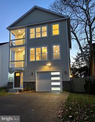 1123 SHORE DR, Edgewater, MD 21037