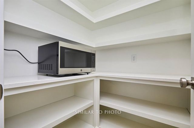 11281 Twilight Drive, West Des Moines, IA 50266