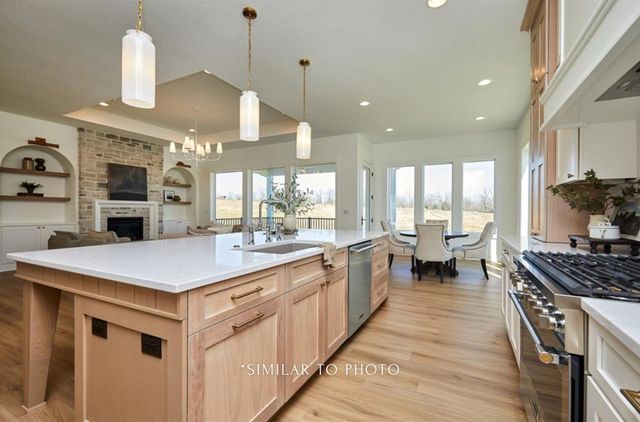 11281 Twilight Drive, West Des Moines, IA 50266