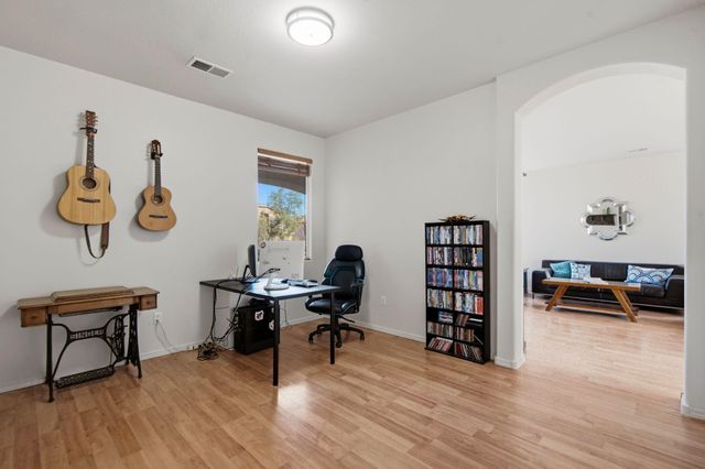 1405 Ducale Drive SE, Rio Rancho, NM 87124