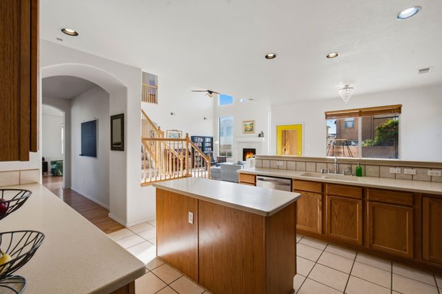 1405 Ducale Drive SE, Rio Rancho, NM 87124