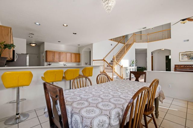 1405 Ducale Drive SE, Rio Rancho, NM 87124