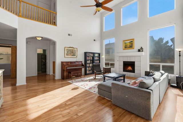 1405 Ducale Drive SE, Rio Rancho, NM 87124
