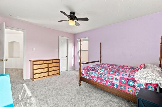 1405 Ducale Drive SE, Rio Rancho, NM 87124