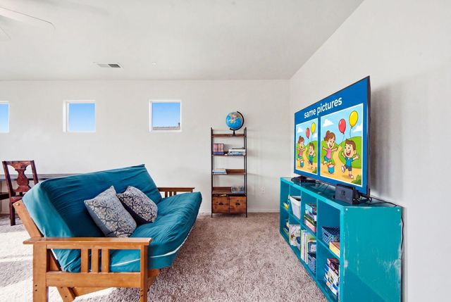 1405 Ducale Drive SE, Rio Rancho, NM 87124