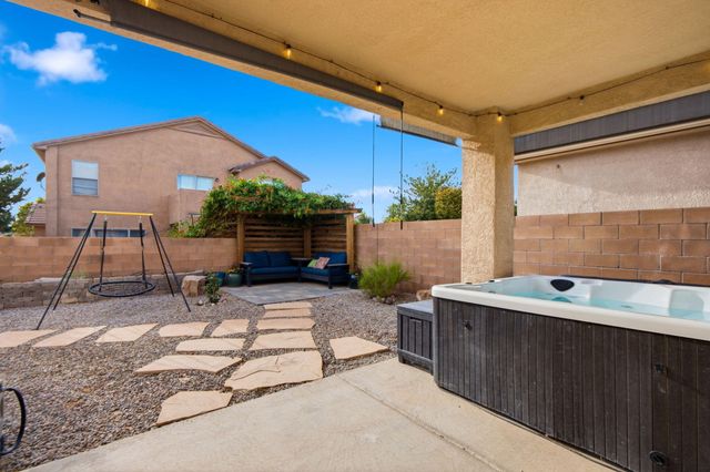 1405 Ducale Drive SE, Rio Rancho, NM 87124