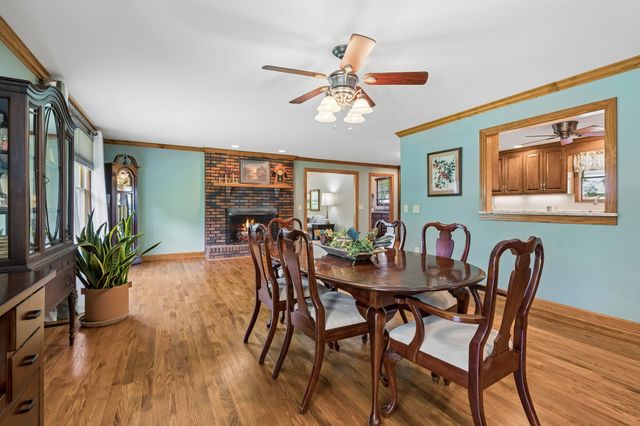 12 Charles Apple Ln, Brush Creek, TN 38547