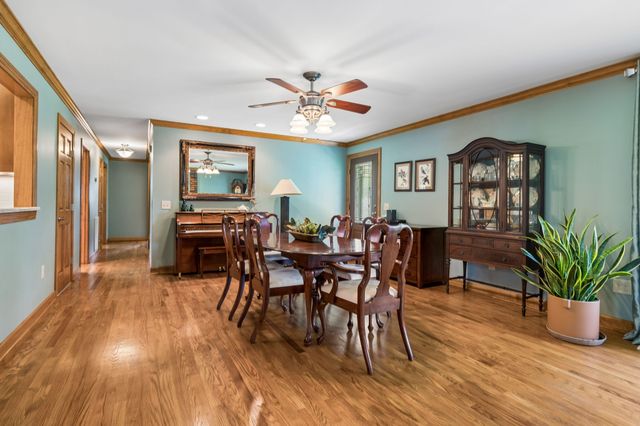 12 Charles Apple Ln, Brush Creek, TN 38547