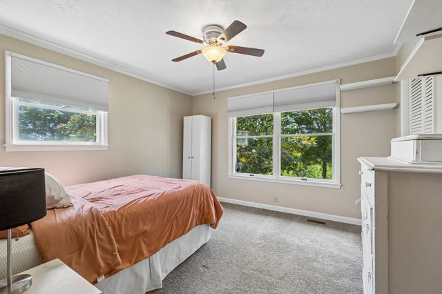 12 Charles Apple Ln, Brush Creek, TN 38547