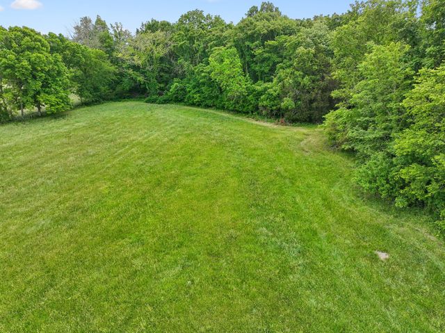 12 Charles Apple Ln, Brush Creek, TN 38547