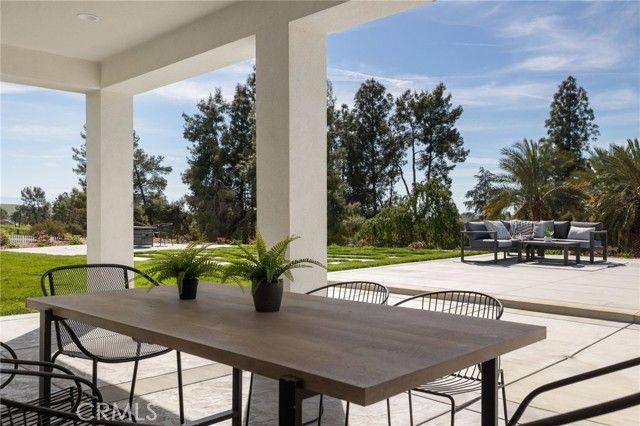 5613 Levanto, Bakersfield, CA 93306