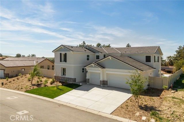 5613 Levanto, Bakersfield, CA 93306