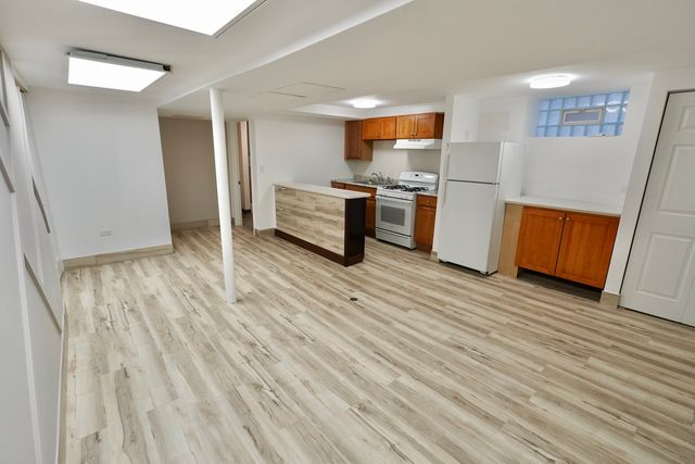 6707 S Artesian Avenue LL, Chicago, IL 60629