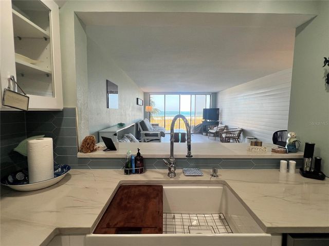 1250 GULF BOULEVARD 405, Clearwater, FL 33767