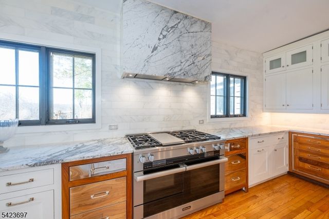 45 Village Road, Harding Twp., NJ 07976