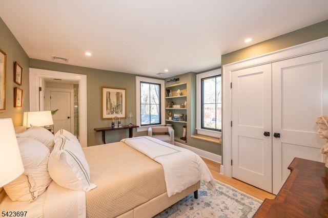 45 Village Road, Harding Twp., NJ 07976