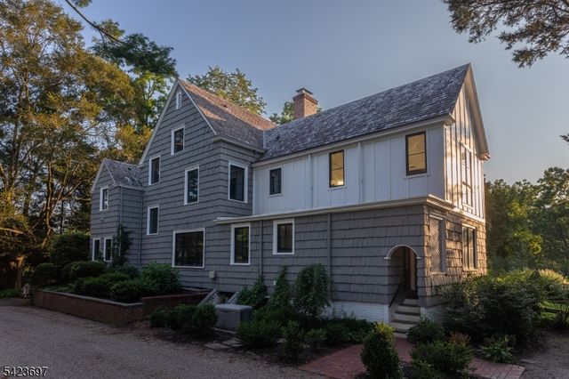 45 Village Road, Harding Twp., NJ 07976