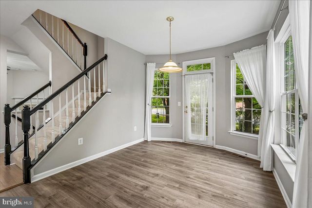 905 ROYAL ELM CT, Herndon, VA 20170