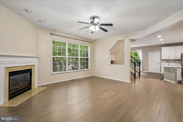 905 ROYAL ELM CT, Herndon, VA 20170