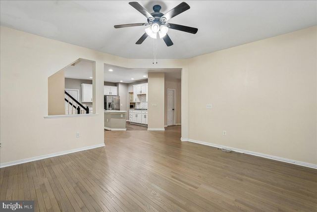 905 ROYAL ELM CT, Herndon, VA 20170