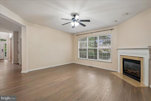 905 ROYAL ELM CT, Herndon, VA 20170