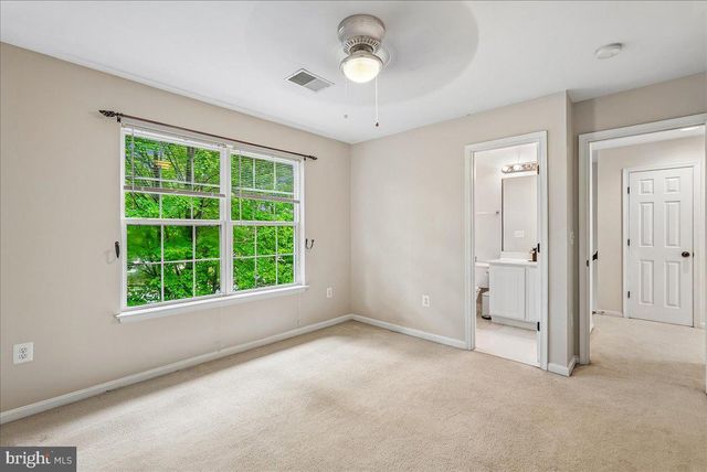 905 ROYAL ELM CT, Herndon, VA 20170