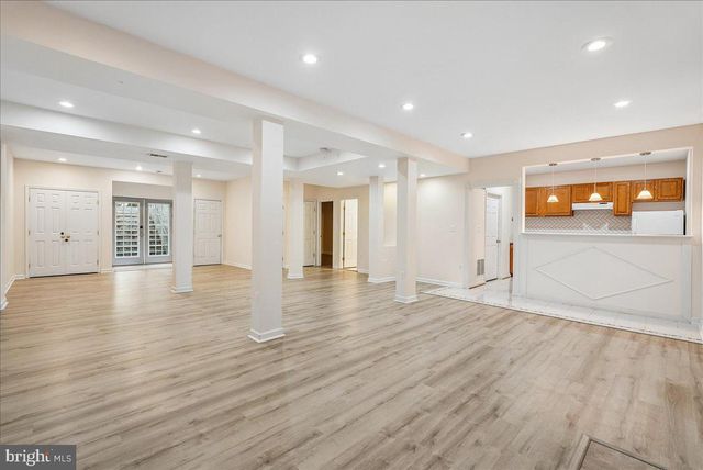 905 ROYAL ELM CT, Herndon, VA 20170