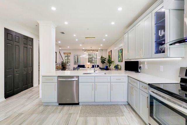 1472 Corbison Point Place, Jupiter, FL 33458