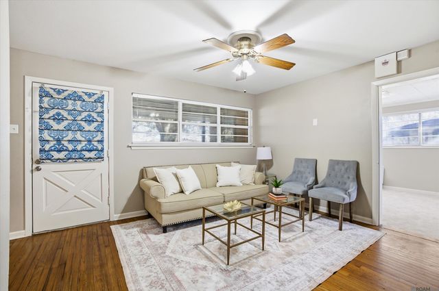 9444 Kingcrest Pkwy, Baton Rouge, LA 70810