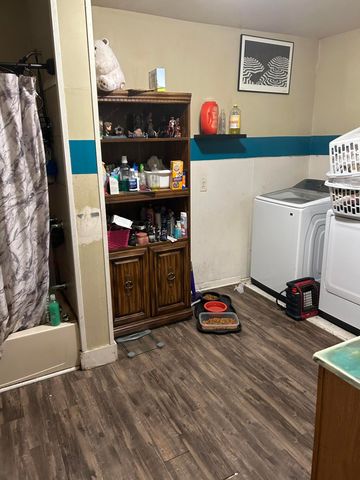 710 W WASHINGTON Avenue, Council Bluffs, IA 51503