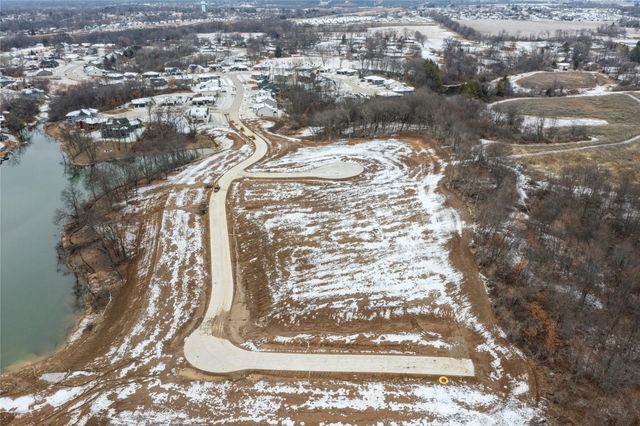 1230 Arbor Woods Drive, Pleasant Hill, IA 50327