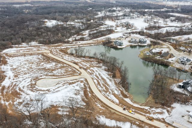 1230 Arbor Woods Drive, Pleasant Hill, IA 50327