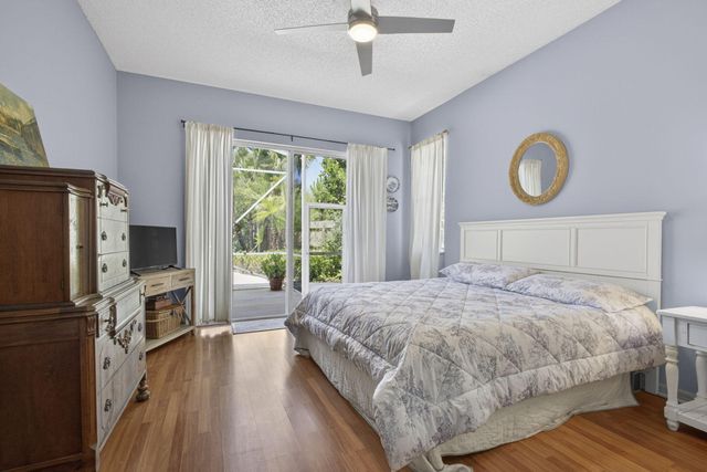 7595 Hollington Place, Greenacres, FL 33467