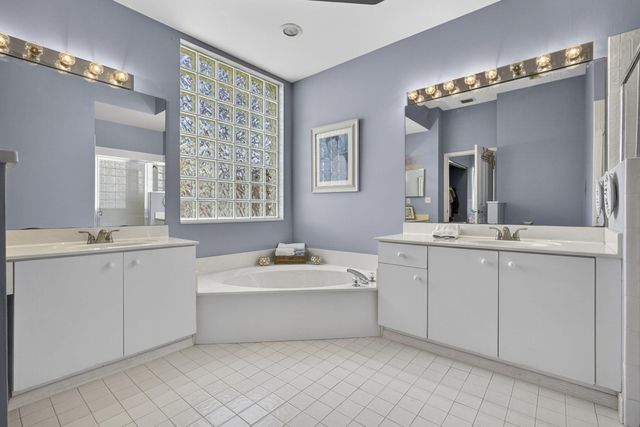 7595 Hollington Place, Greenacres, FL 33467
