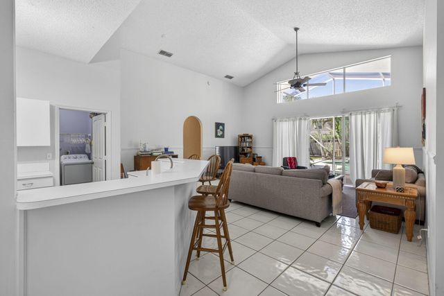 7595 Hollington Place, Greenacres, FL 33467