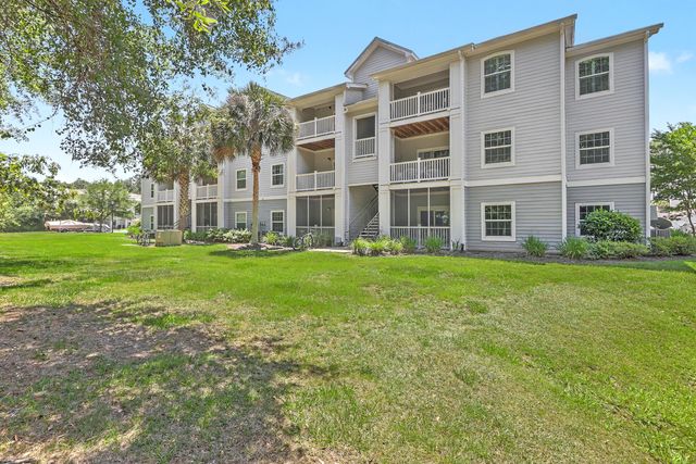 1300 Park West Boulevard Unit 824, Mount Pleasant, SC 29466