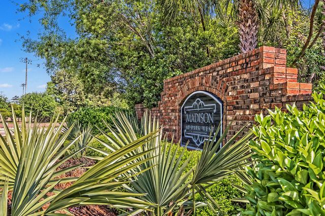 1300 Park West Boulevard Unit 824, Mount Pleasant, SC 29466