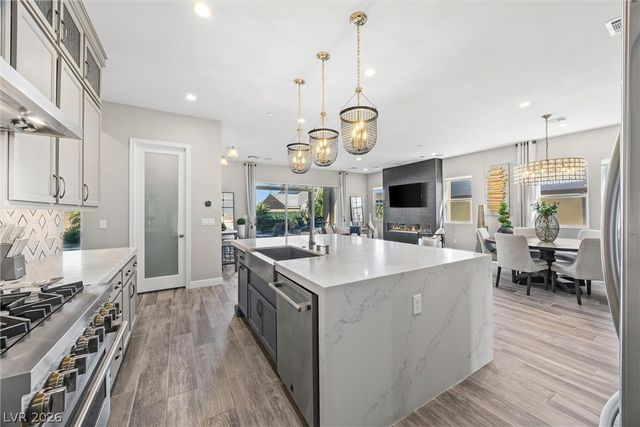 3382 Spring Rock Avenue, Henderson, NV 89044