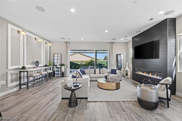 3382 Spring Rock Avenue, Henderson, NV 89044