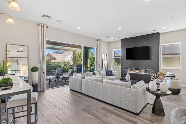 3382 Spring Rock Avenue, Henderson, NV 89044