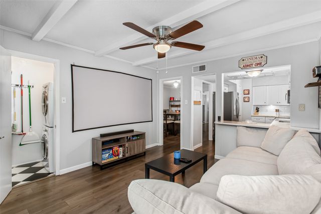 4816 Amesbury, Dallas, TX 75206