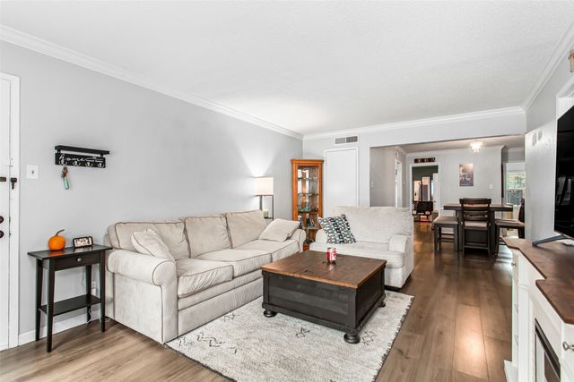 4816 Amesbury, Dallas, TX 75206