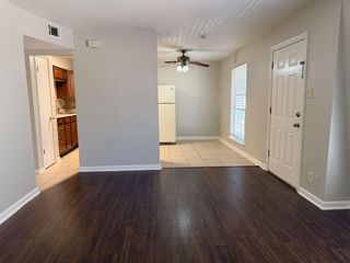 2102 5th Avenue N 12, Texas City, TX 77590