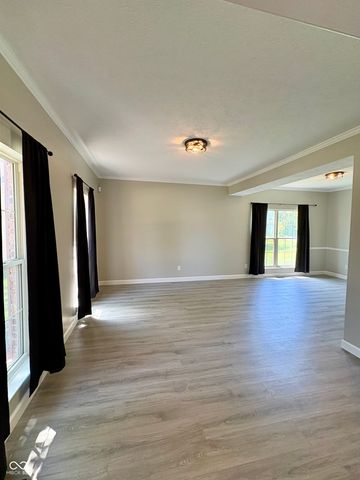 7026 Starkey Ridge Lane, Indianapolis, IN 46268