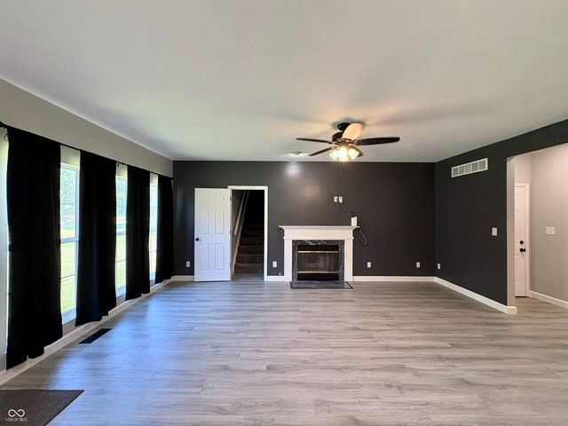 7026 Starkey Ridge Lane, Indianapolis, IN 46268
