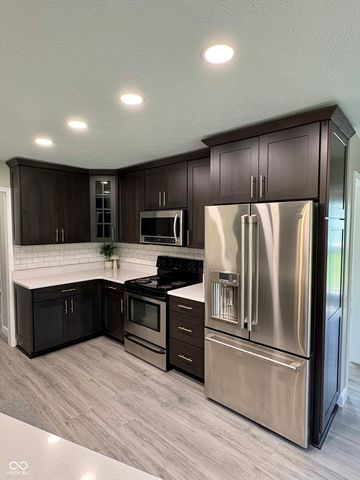 7026 Starkey Ridge Lane, Indianapolis, IN 46268