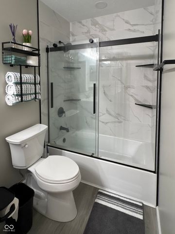7026 Starkey Ridge Lane, Indianapolis, IN 46268