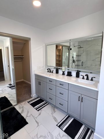 7026 Starkey Ridge Lane, Indianapolis, IN 46268